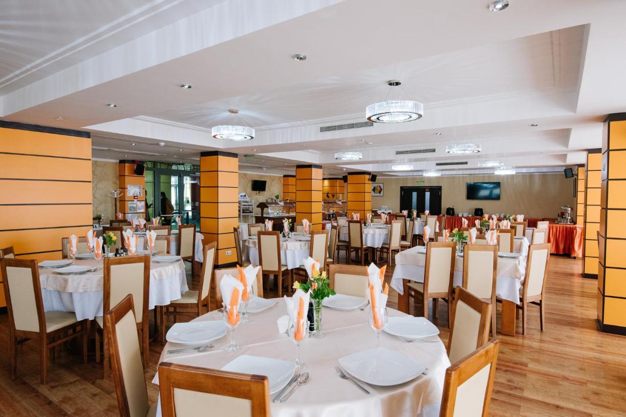 Caprioara Spa&Wellness Resort Ковасна Екстериор снимка