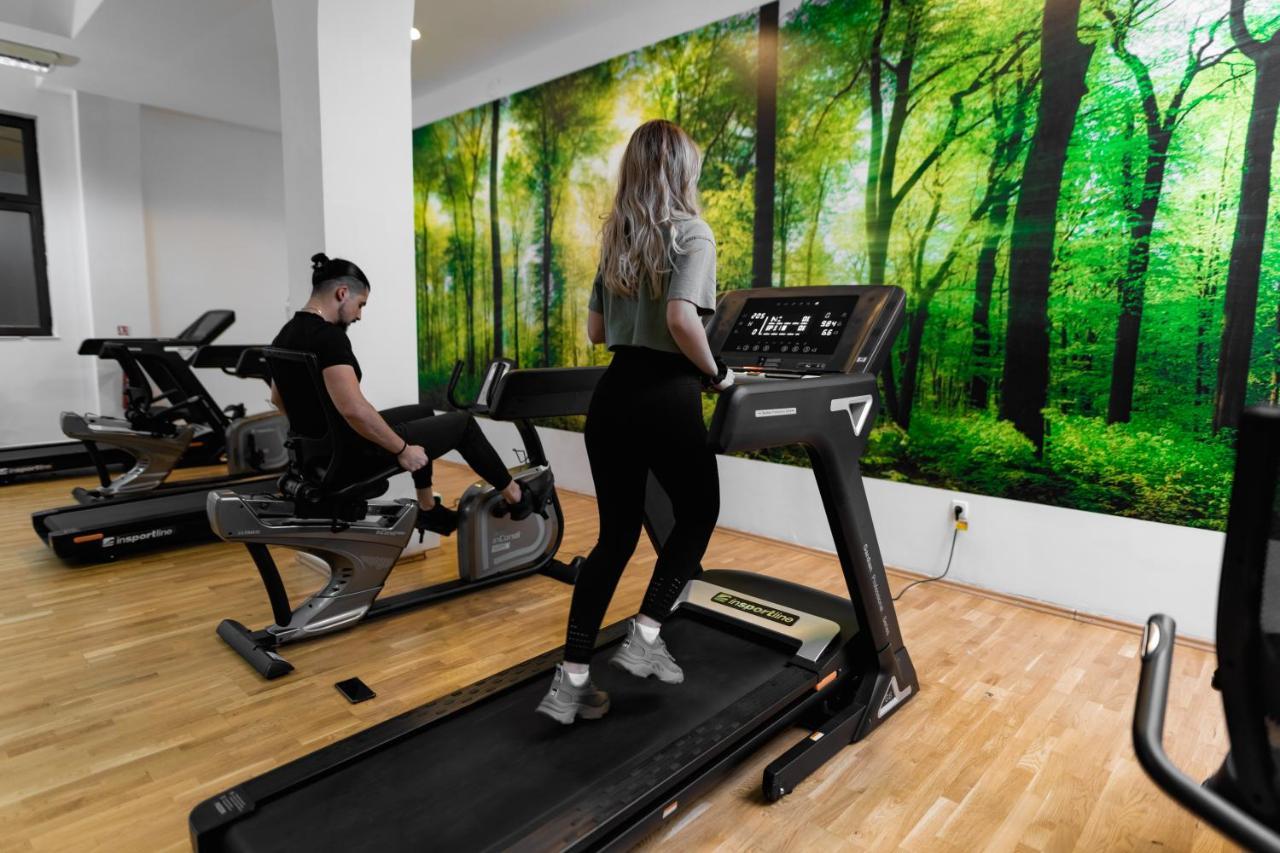 Caprioara Spa&Wellness Resort Ковасна Екстериор снимка