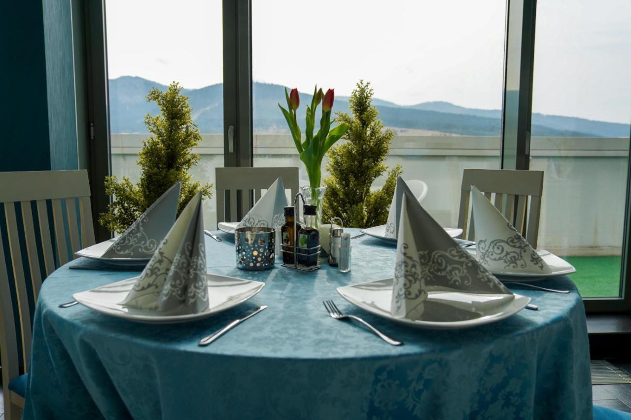 Caprioara Spa&Wellness Resort Ковасна Екстериор снимка